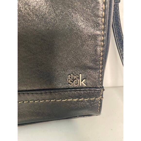 The Sak Iris Leather Crossbody Clutch Purse Classic Black Bag Small Boho - Picture 2 of 12